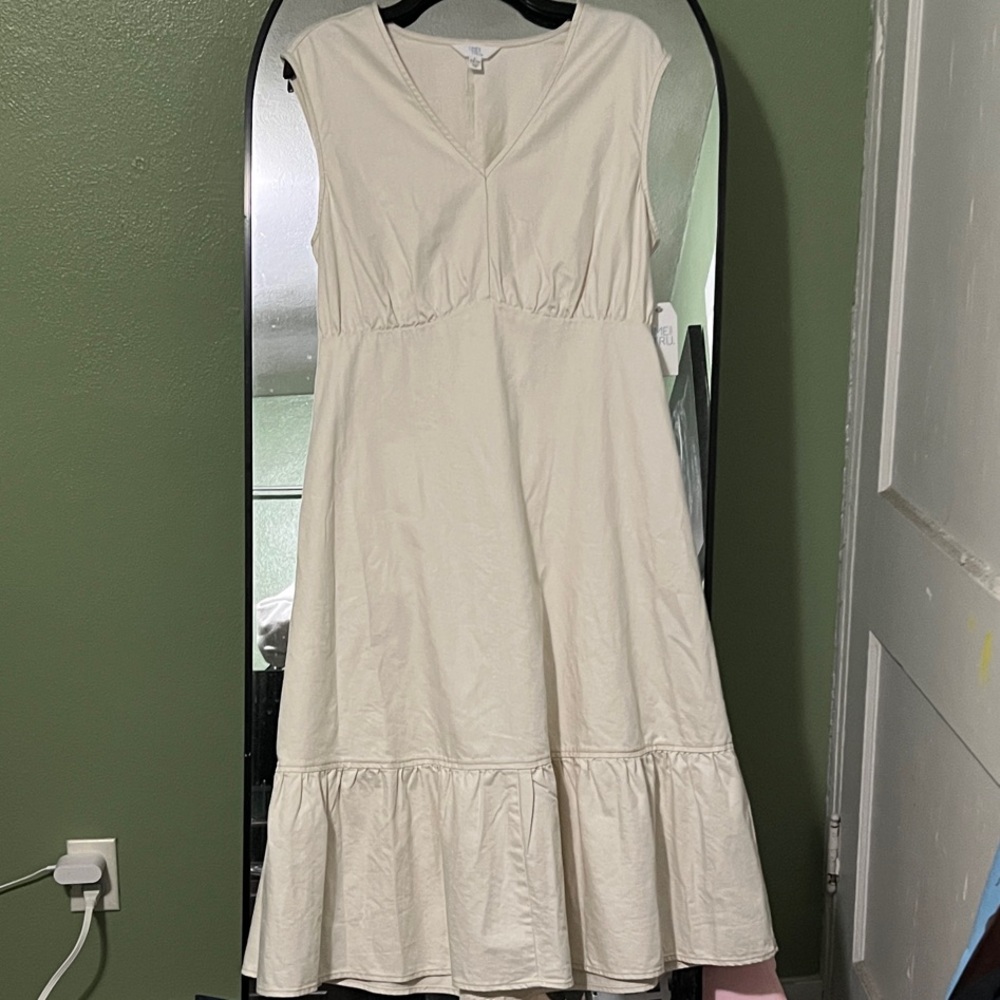 Time and Tru Cream Midi Dress